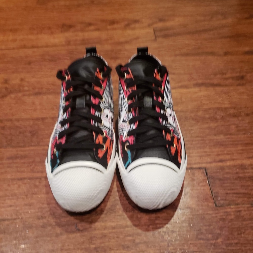Burberry Women Doodle Sneakers